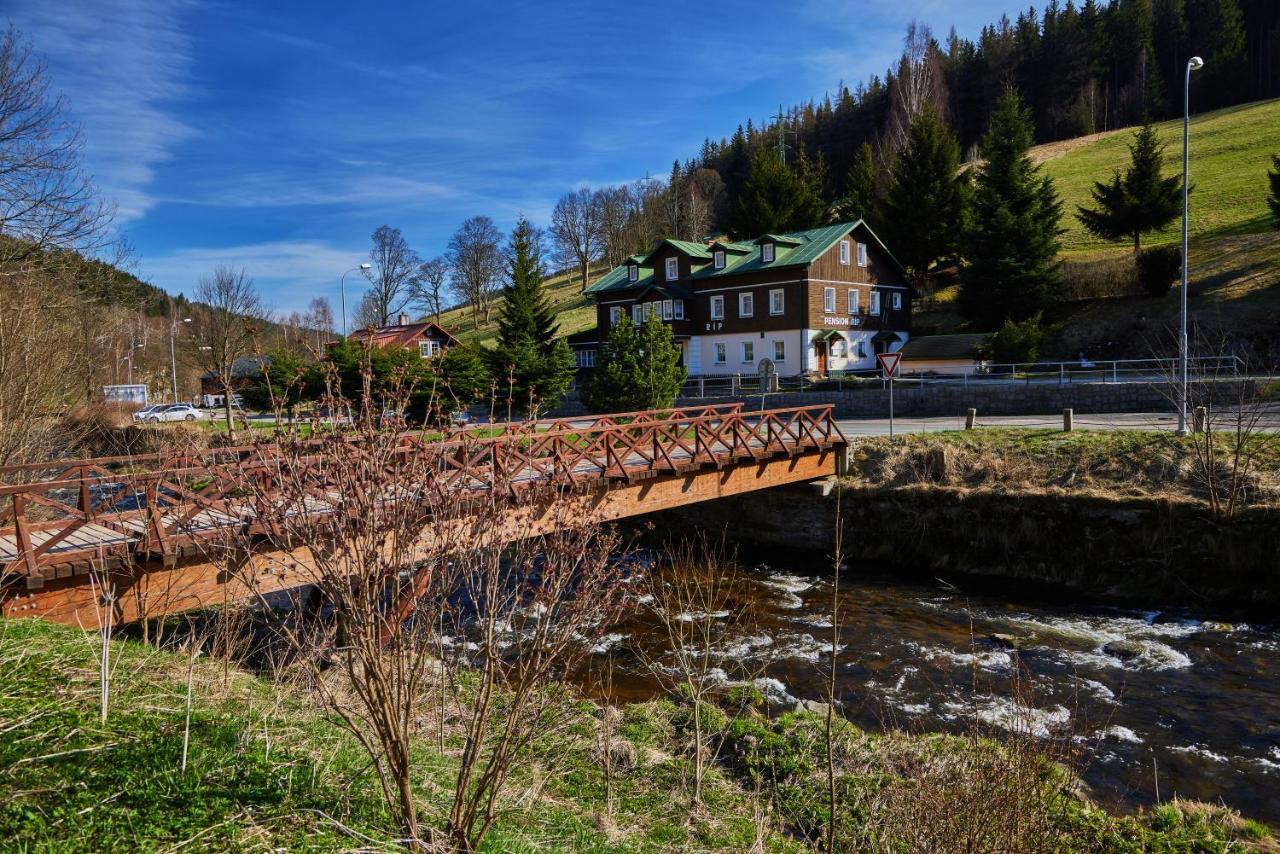 Pension Říp Pec pod Snezkou Exterior foto